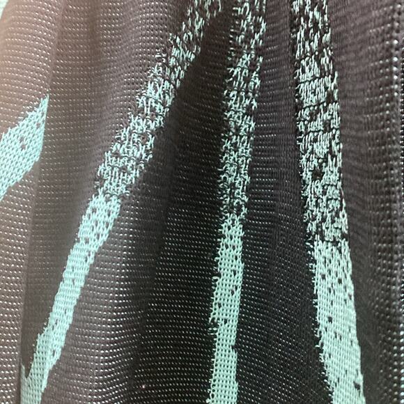 Ming Wang women’s XS NWT Black and Green Geometric Cardigan - Picture 5 of 6